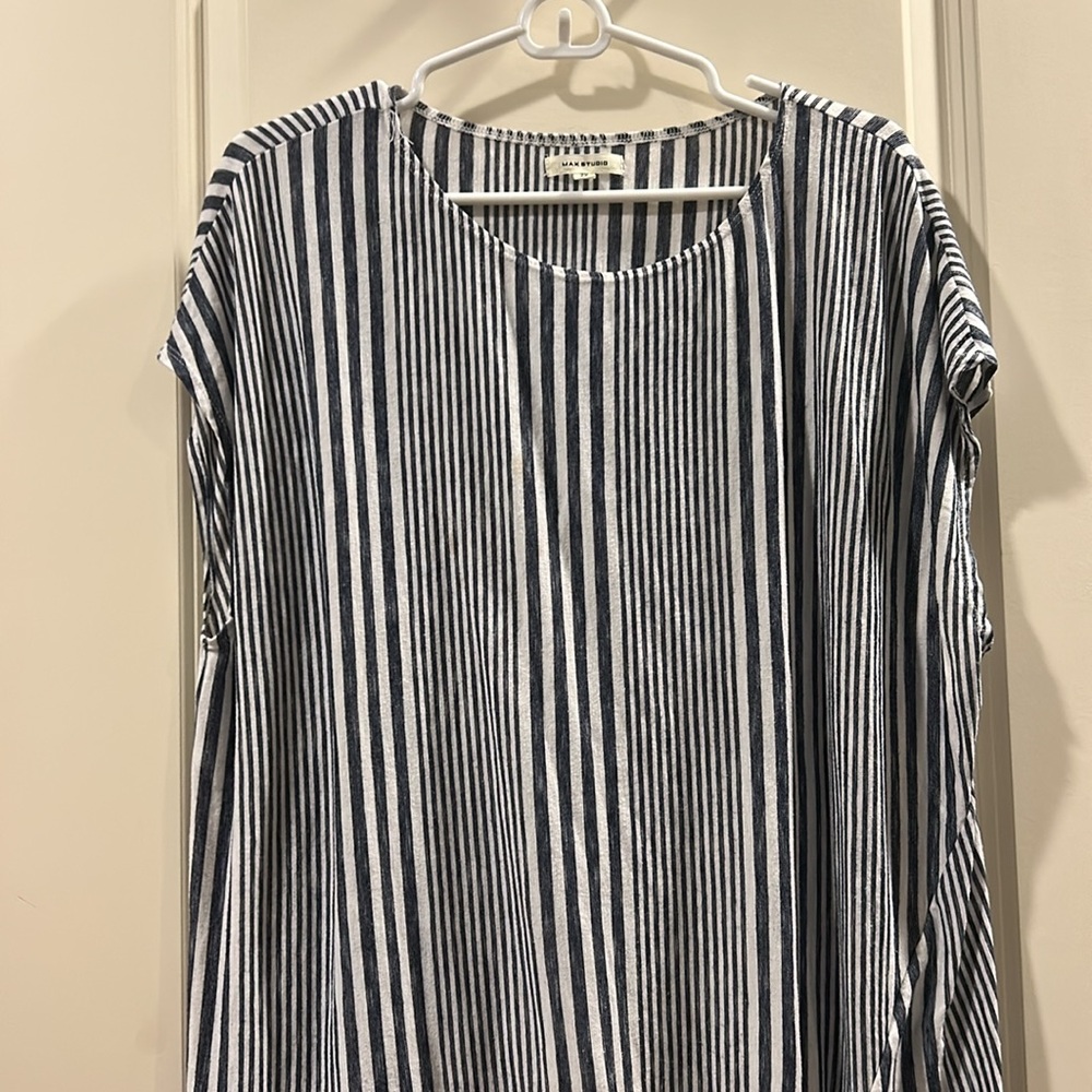 Max Studio pullover stripe stretch top side tie knot capped sleeves Plus size 2X